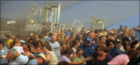 انڈیانا: میوزک کنسرٹ میں اسٹیج گرگیا، 4افراد ہلاک ، 40زخمی