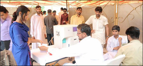 ڈینگی: پاک فوج کے فری میڈیکل کیمپ قائم