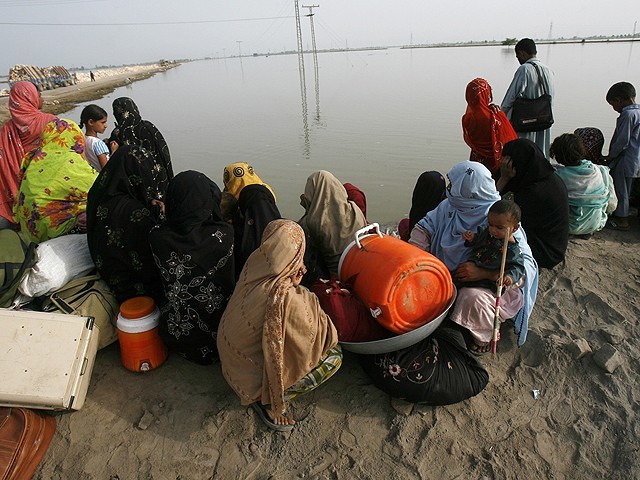 نظام زندگی درہم برہم، مختلف حادثات میں بارہ افراد ہلاک