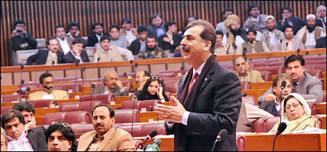 بھاشا ڈیم کا سنگ بنیاد اٹھارہ اکتوبر کو رکھا جائے گا۔ گیلانی