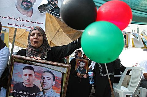 palestinians