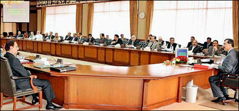 نیٹو حملہ: وفاقی کابینہ کا اجلاس آج لاہور میں ہو رہا ہے