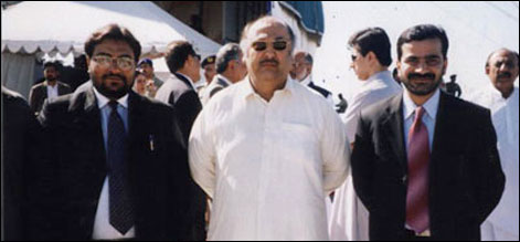 سابق وزیر اعلیٰ جام یوسف کے وارنٹ گرفتاری جاری