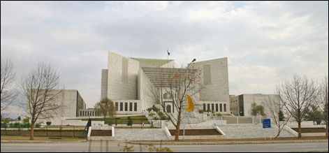 سپریم کورٹ: خواجہ سرائوں کو الیکشن میں ووٹ ڈالنے کی اجازت