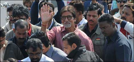 بالی ووڈ بگ بی امیتابھ بچن کی فلموں کے ری میک بھی ہٹ