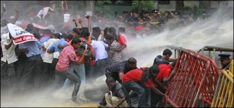 سری لنکا: فیول کی قیمتوں میں اضافے کے خلاف مظاہرہ