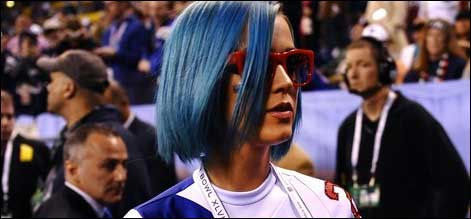 امریکی گلوکارہ کیٹی پیری کی زندگی پر فلم