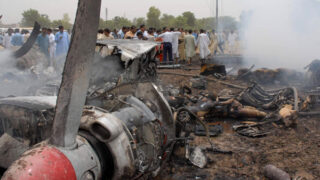 lahore plane