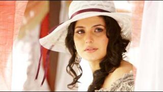 zarine khan