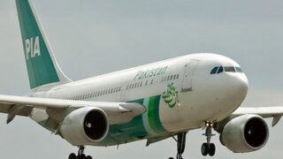 aeroplane returning
