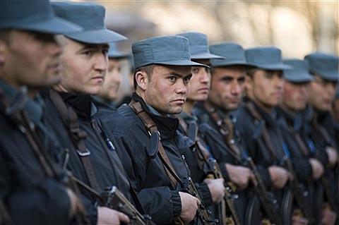 امریکی اخبارات سے: افغانستان کی نئی پولیس فورس