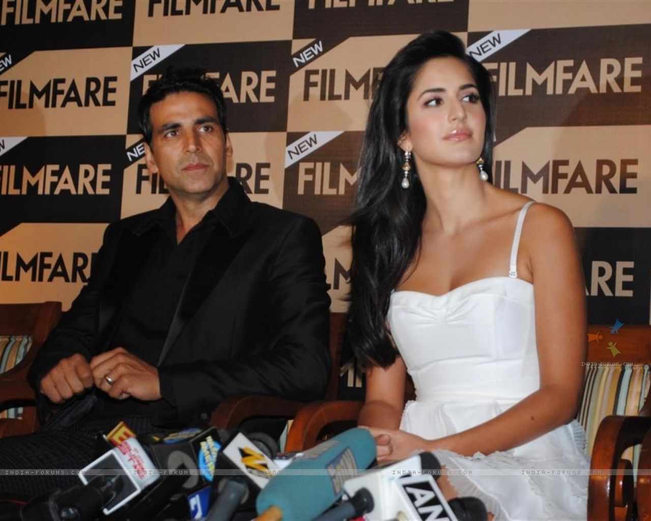 اکشے کی کترینہ کے ساتھ ایکٹنگ کی فرمائش