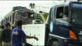 karachi accident