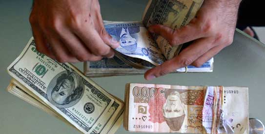 کشتیاں لڑنی ہوں تو پہلوان ہونا چاہییے