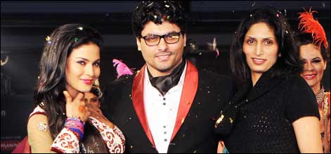 راجستھان: وینا ملک کی ریمپ پر واک