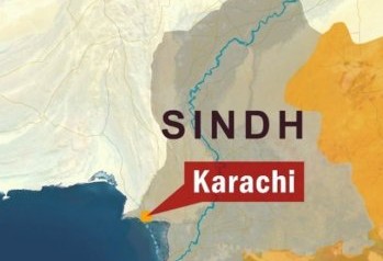 کراچی سے بہاولپور جانیوالی پرواز کا مبینہ ہائی جیکر پولیس کے حوالے