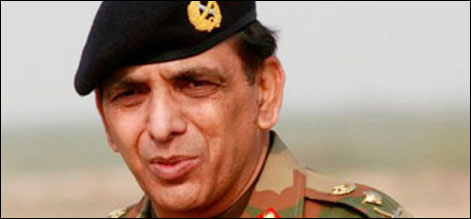 آرمی چیف امدادی کارروائیوں کا جائزہ لینے اسکردو پہنچ گئے
