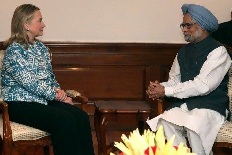 نئی دہلی : ہیلری کلنٹن کی من موہن سنگھ اور سونیا گاندھی سے ملاقاتیں