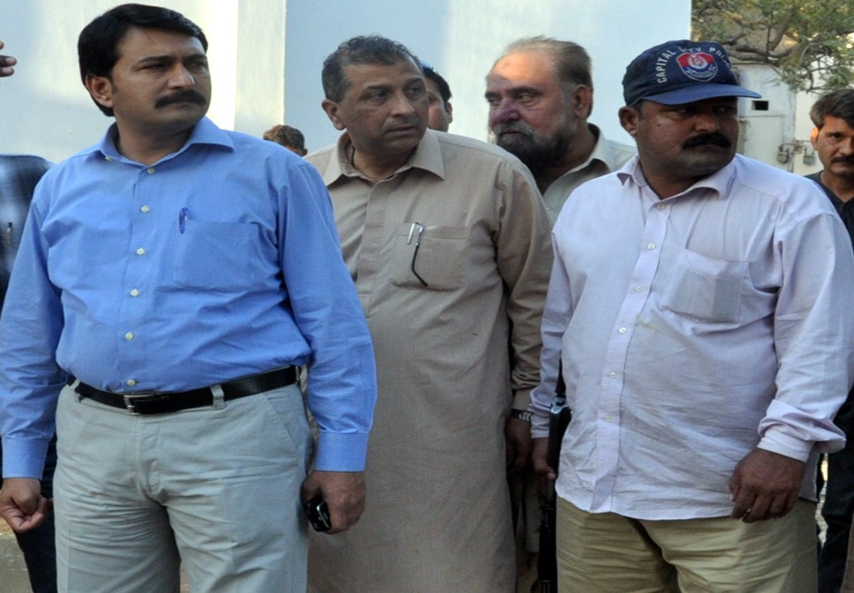 حق پرستی کے پرچم تلے کراچی کی طرح پورے ملک میں ترقی کا جال بچھا ئے گیں