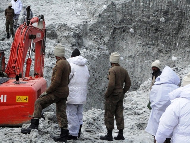 گیاری میں سرچ اینڈ ریسکیو آپریشن کو 32 واں روز