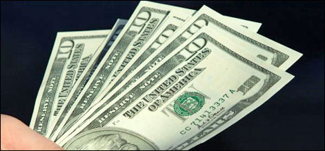 زیر گردش قرضے 746 ارب ڈالرز کی سطح پر پہنچ گئے