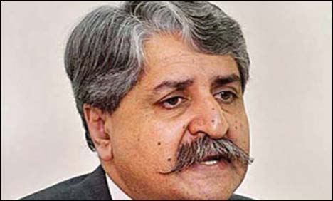 بھارت سے بجلی حاصل کرنے کے منصوبے پر جلد پیشرفت ہوگی، نوید قمر