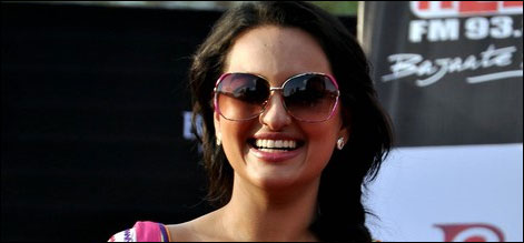 سوناکشی سنہا رومینٹک فلموں سے بور،ایکشن سین کریں گی