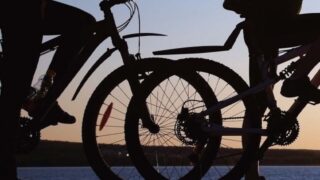 women cycling