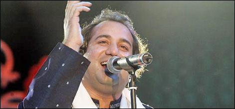 راحت فتح علی خان کا دنیا بھر میں سرچڑھ کر بولتا جادو