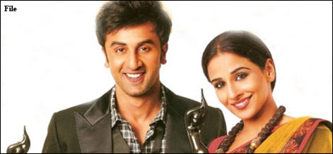 ودیا بالن اور رنبیر کپور نے آئیفا ایوارڈز کا میلہ لوٹ لیا