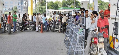 بلوچستان کے کئی علاقوں میں پٹرول کی مصنوعی قلت