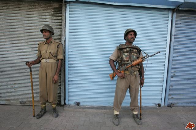مقبوضہ کشمیر، یوم شہدا منایا جا رہا ہے، وادی میں مکمل ہڑتال