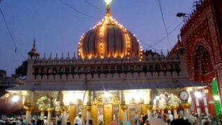 shrine khwaja nizamuddin auliya