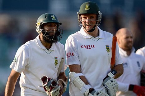 اوول ٹیسٹ،جنوبی افریقہ637 رنزپرڈکلئیر،آملہ کی ٹرپل سنچری