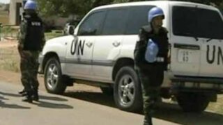 un