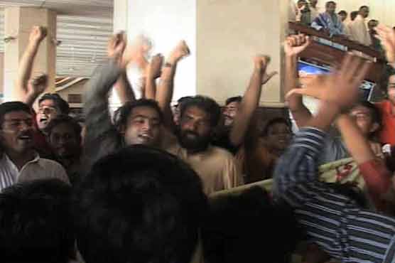 لندن اولمپکس : ہاکی ٹیم خالی ہاتھ وطن واپس پہنچ گئی، ائیر پورٹ پر احتجاج