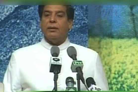 کراچی کے حالات کی بہتری کیلئے محب وطن قوتیں مدد کریں : وزیر اعظم