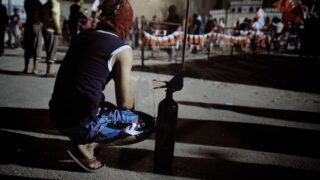 Violent clashes with police and protesters in Bahrain
