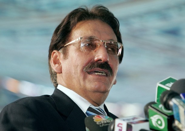 عدلیہ سے تنازع میں حکومتفرنٹ فٹ پر