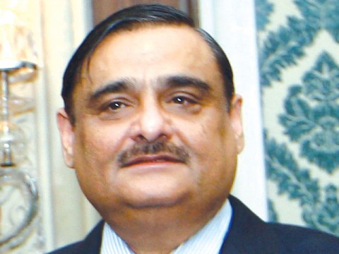 پیٹرولیم مصنوعات کی قیمتوں میں اضافہ واپس ہو سکتا ہے،عاصم