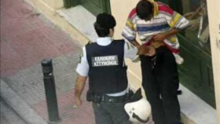 greece crackdown illegal peoples