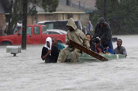 امریکہ میں سمندری طوفان آئزک کی شدت میں اضافہ