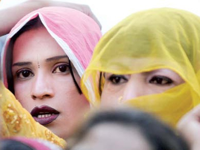 سپریم کورٹ نے خواجہ سراؤں کو مساوی حقوق کا شہری قرار دے دیا