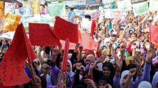 Protest Muslims
