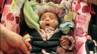 children died in larkana
