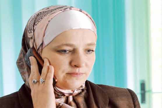 یورپ کی پہلی سکارف اوڑھنے والی خاتون میئر بن گئیں