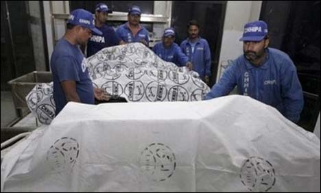 کراچی : فائرنگ سے ایک شخص جاں بحق ، زخمی پولیس اہلکار دم توڑ گیا