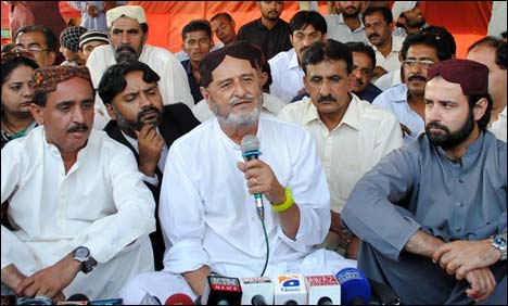 موجودہ حکومت قائم رہی تو ملک میں خون خرابے کا خدشہ ہے، ممتاز بھٹو