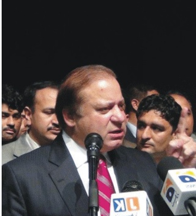 بیرون ملک مقیم پاکستانی محب وطنی ہیں اور ملکی معیشت میں اہم کردار ادا کرتے ہیں۔ نواز شریف