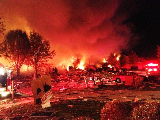 امریکی شہر انڈیانا میں دھماکے کے بعد آگ لگ گئی ، ایک شخص ہلاک